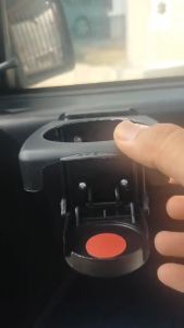 Universal Folding Car Water Cup holder Multifunctional Vehicle Truck Beverage Drink Bottle Can Holder Stand 汽车水杯架 置杯架