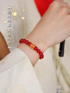 ZHOU LIU FU 周六福 สร้อยข้อมือทองคำ 99% สร้อยข้อมือลูกปัดชาดแดง 24K Solid Gold Lotus Pedestal Charm Bracelet Natural Red Agate Stretch Beaded Bracelets Healing Bead Jewelry for Women Men Mom Daughter Son Birthday Anniversary 7.1"/18CM A1914661