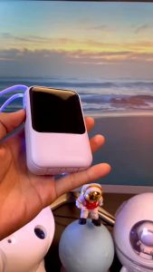 PowerBank robot Mini Fast Charging 20000mAh Large Capacity With LED Light Power Display Portable