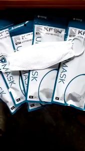 [RẺ VÔ ĐỊCH] Sỉ 1 Thùng 300 Chiếc / 200 Chiếc / 100 Chiếc Khẩu Trang KF94 Kiểu Hàn Quốc 4 Lớp Kháng Khuẩn Kháng Bụi Mịn lên đến 99% đạt tiêu chuẩn ISO - Hàng Chính Hãng UNIMASK