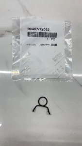 Genuine Yamaha Breather Pipe Clip for Xmax 300 V1 V2 V3 - Black Metal Clip
