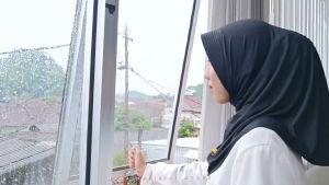 Paket Usaha Jilbab Instan Bergo Sporty Kerudung Olahraga dan Sekolah Premium 50Pcs