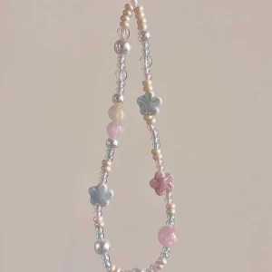 สร้อยโทรศัพท์รูปต้นมะพร้าวสีชมพูสไตล์ Ins สำหรับฤดูร้อน โซ่กล้องรูปต้นมะพร้าวสีชมพูน่ารักและหลากหลายสำหรับเด็กผู้หญิง