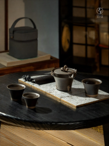 EDONUS | Relax Portable Tea Set Kettle and Cups