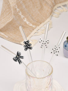 1/4PCS Reusable Glass Straws Cute and Polka Dot Design Perfect Party Accessory Fits Most Tumblers & Cups