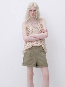 MO&Co. | Hemp Cotton Vintage Low Rise Workwear Wide Tube Casual Shorts