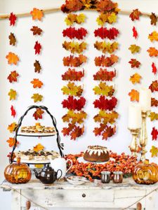 ตกแต่งพื้นที่งานปาร์ตี้ฤดูใบไม้ร่วง ตกแต่งสวนสัตว์ ต้นฟักทอง ใบไม้ร่วง ไฟป้าย ตกแต่งห้องเรียน งานเฉลิมฉลองฤดูใบไม้ร่วง