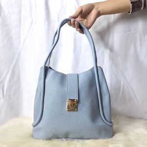 Tas Wanita Terbaru 2023: Totebag Ruang Besar & Warna Pastel Aesthetic