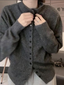 เสื้อคาร์ดิแกนถักแขนยาวสีพื้นสไตล์เกาหลีสำหรับใส่ทำงานในฤดูใบไม้ผลิและฤดูใบไม้ร่วง เสื้อคลุมกันหนาวแบบสวมหัวสำหรับผู้หญิง