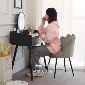 โต๊ะเครื่องแป้ง หน้าตา - กระจกพร้อมกระจก ภาพ HD สไตล์มินิมอล ทันสมัย ส่งในไทย