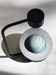 Creative Floating Aromatherapy Diffuser Mud Think World Gift Room Decorations No Flame Essential Oil Stone Suspension Design