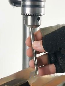 ชุด ดอกสว่าน HSS 13 ตัวชุด ขนาด 1.5 - 6.5 มม เจาะเหล็ก ไม้ เหมาะกับงานเบา DIY