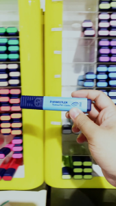 ปากกาไฮไลท์ เน้นข้อความ Highlight textsurfer ยี่ห้อ staedtler / 1ด้าม