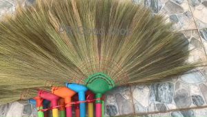 ไม้กวาดดอกหญ้า(บรรจุ 3 ชิ้น) เย็บล็อค 4 ชั้น #ทำความสะอาดพื้น อุปกรณ์ทำความสะอาด