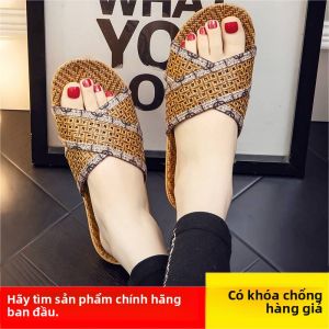 MONLEYTA | Dép rơm đan thoáng khí mùa hè nhẹ phẳng mới 2025 Dép đi trong nhà cho người lớn tuổi Dép đế bằng đan bằng rơm
