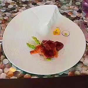 Creative Folded Steak Plate Dining Restaurant Molecular Cuisine Cutlery French Specialty round Plate Sample Room Display Plate