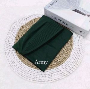 Bergo Sport Instant// Hijab Sekolah // Kerudung Instant Jersey