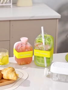 🎁กล่องน้ำแข็ง บล็อกน้ำแข็ง กล่องน้ำแข็ง 2in1 ที่ทำนํ้าแข็ง แม่พิมพ์น้ำแข็ง พิมพ์ลูกแก้ว ทำวุ้น 33 ช่องมีฝาปิด ถาดน้ำแข็ง