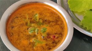 Karpooravalli Herb Plant / Mexican Mint Plant / Oregano (Buy 1 Free 1 + Planting Pot)