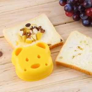Cetakan Roti Sandwich Bento Pencetak Roti Isi Karakter Lucu Hello Kitty