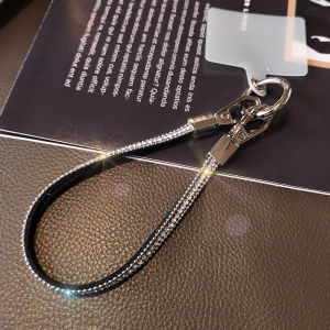 สร้อยข้อมือโทรศัพท์มือถือพร้อมหัวเข็มขัดเพชรมุกแบบเสริมโลหะ สายรัดข้อมือกีฬาแบบสั้น ป้องกันการสูญหาย สำหรับทั้งชายและหญิง