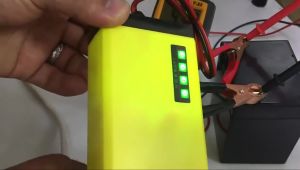 Smart Car & Motorcycle Battery Charger: A 12V Full-Automatic Portable Solution