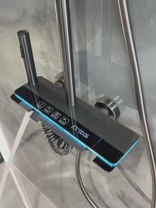 Piano Key Intelligent Pressure Boosting Copper Shower Set