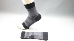 Neuropathy Socks Plantar Fasciitis Compression Socks Ankle Support for Plantar Fasciitis Heel Pain Foot Swelling & Fatigue