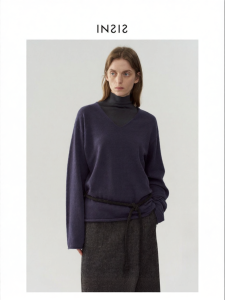 INSIS FEMME | Nordic Style Full Wool V-Neck Layered Knitwear