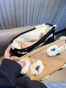 High-End Woolen Makeup Bag with 3D Embossed Lamb Fur Canvas Zipper Large Capacity Portable Storage Bag for Beauty Essentials