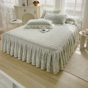 Cooling Silk & Latex Summer Bedspread Set