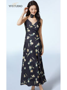 French Vintage Floral Print Halter Dress Womens Summer New Style High Waist Slimming Long Dress A-Line Skirt V-Neck Polyester