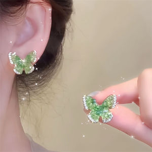Fresh Gradient Green Butterfly Ear Studs Fashionable Design Luxury Feel Alloy Earrings Elegant Lightweight Jewelry Accessory