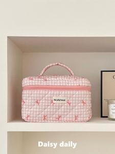 Quilted Bows Cosmetic Bag Portable Large Capacity 2024 New Arrival Cute Toiletry Bag Cosmetics Bag Travel Storage