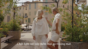 BKD08W5K01-BỘ DÀI KATE VỚI THIẾT KẾ CỔ TRÒN TAY PHỒNG TẠO CẢM GIÁC NHẸ NHÀNG VÀ THOẢI MÁI