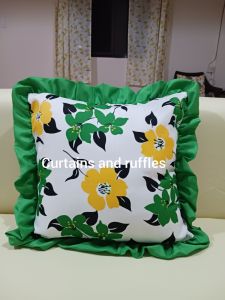 Geena trow pillowcase with ruffles (16×16inches)