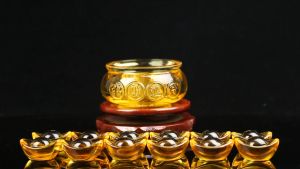 Ju Bao Pen besar 4inch/ Gentong / Kemakmuran Kristal Emas Isi Yuan Bao / Uang Emas / Yen Pao/ Gentong / Keranjang Uang / Yenpau