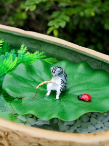 CHONGXIAOSHUAI | Creative Fishing Cat Decorative Miniature Ornament