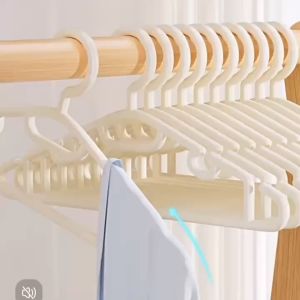 36pcs/3 dozen for 100 plastic hanger for adult 3dozen big hangers for clothes non slip hanger hanger for underwear storage organizer for clothes hanger 3 dozen 36 pcs makapal bath towel hunger big size unbreakable hanger for wardrobe hanger rack clothes