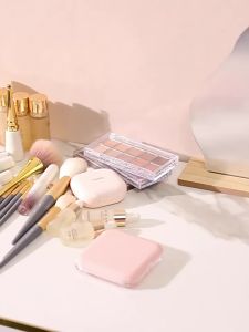 Rak Acrylic Kosmetik: Rak Organizer Multifungsi untuk Makeup Storage