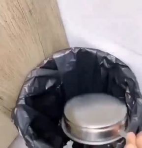 Oil Pot Wadah Penampung/Penyaring Minyak