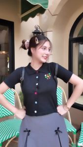 🌈MesubShop🌈เสื้อยืดคอปกแต่งกระดุมสี ผ้าไหมพรมยืดเยอะม้ากก 💖  รุ่น โซล่าเซลล์ B-012-1-BB