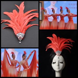 เครื่องประดับผมแบบหนีบ ขนนกสีแดงขนาดใหญ่สำหรับการแสดง Danse Moderne Danse Classique Danse De Scène Danse De Ballet