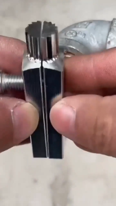 2025 ใหม่ เครื่องมือถอดลวดหักวาล์วก๊อกน้ำ เครื่องมือถอดสกรู ง่ายต่อการออก เครื่องมือถอดสกรูหัก