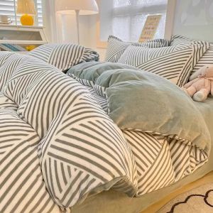 Milky Velvet Flannel Warm Bedding Set
