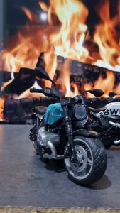 Diecast Miniatur Mainan Motor Motoran Moge BMW Model Besi Metal LED