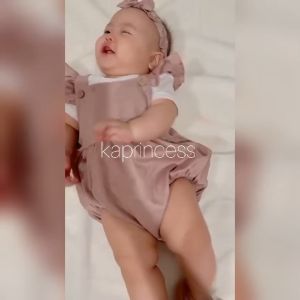 Setelan Jumpsuit Bayi Perempuan 0 6 12 Bulan Warna Blue Denim Terlaris 2024 Setelan Bodysuit Baby Jumper Romper Anak Cewek Lucu Gemas Korean Style Baju Kodok Bayi Cute Bahan Toyobo Adem KAP181