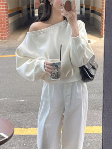 เสื้อสเวตเตอร์คอกลมแขนยาวทรงหลวมสำหรับฤดูใบไม้ผลิ 2025 สำหรับผู้หญิง ความยาวสั้น เสื้อผ้าทำงานสไตล์เกาหลี