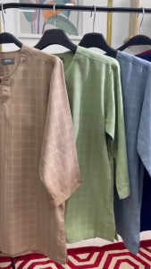 KURTA KOTAK KOTAK KURTA LELAKI TELUK BELANGA KURTA TRADITIONAL LENGAN TIGA SUKU MATERIAL GERMANY COTTON 100%