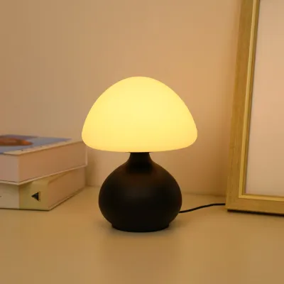 Modern Minimalist Mushroom Table Lamp with Three Color Switching and Infinite Dimming for Home Decoration Atmosphere Table Lamp